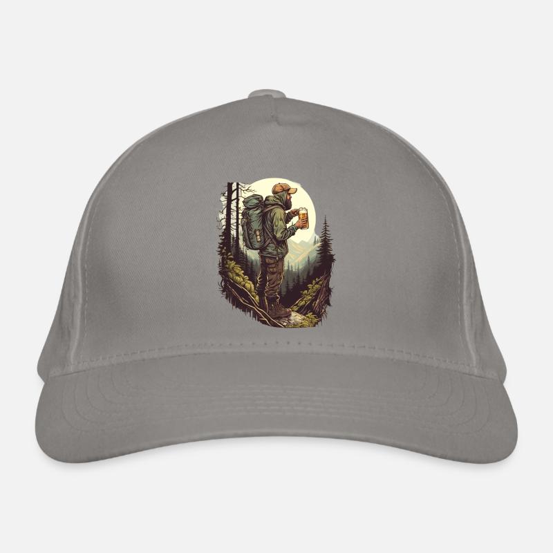 Randonneurs dans la nature avec bières montagnes et forêt Casquette classique bio