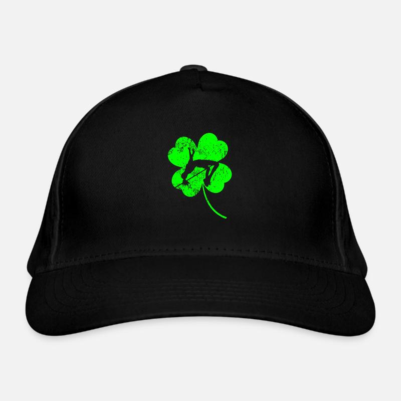 Hochspringendes St. Patrick's Day Kleeblatt Bio-Baseballkappe