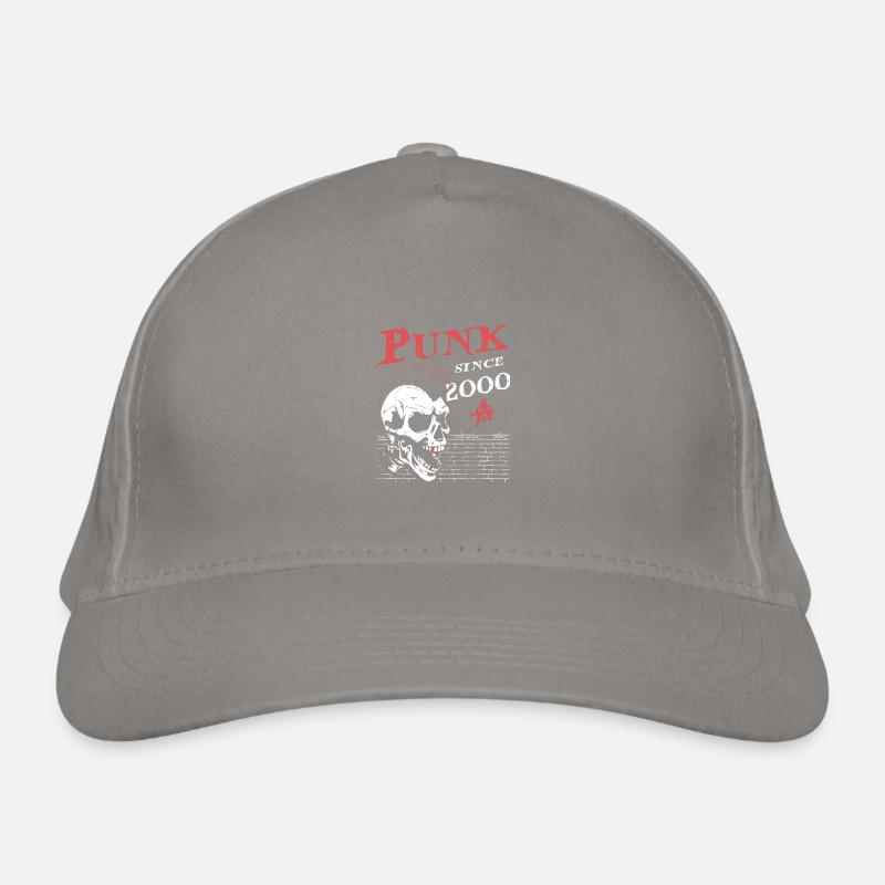 Punk depuis 2000, Punks Not Dead, 24 ans et Casquette classique bio