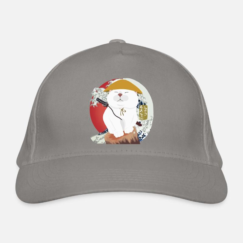 Chat samouraï assis sur le bois Casquette classique bio