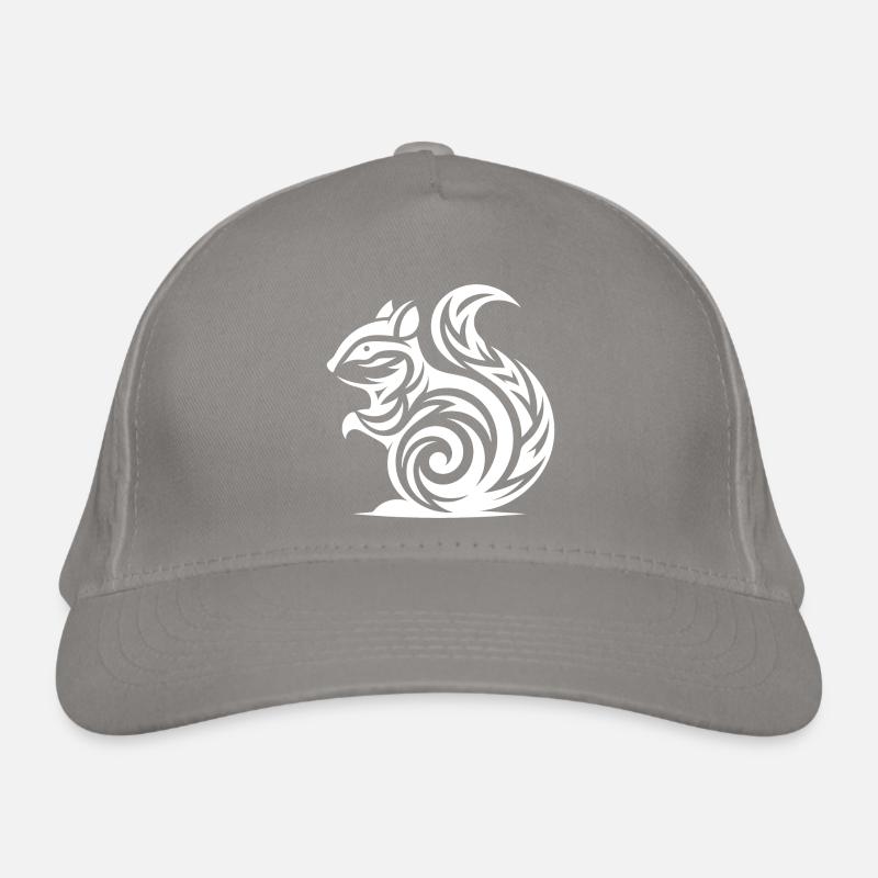 Petit bébé écureuil dans le Style de tatouage Casquette classique bio