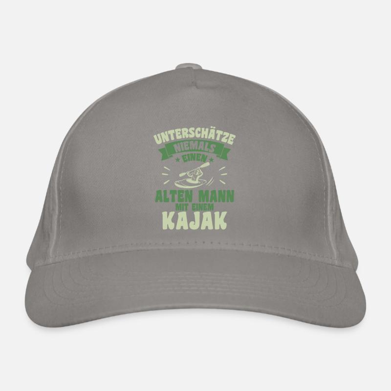 Alten mann mit einem Kajak Bio-Baseballkappe