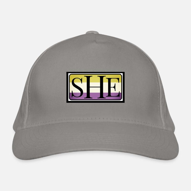 She her hers pronoun nonbinary Bio-Baseballkappe