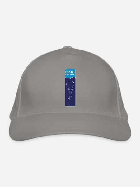 Freitauchen Emblem ONE Breath - Bio-Baseballkappe - Hellgrau