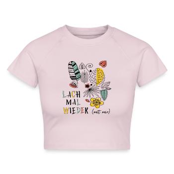 Gute Laune - Cropped Frauen Organic T-Shirt - Puderrosa - Vorne - AI Model Female 172 dark (172cm)