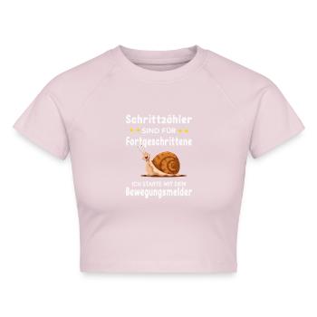 Schrittzähler sind für Fortgeschrittene - Cropped Frauen Organic T-Shirt - Puderrosa - Vorne - AI Model Female 172 dark (172cm)