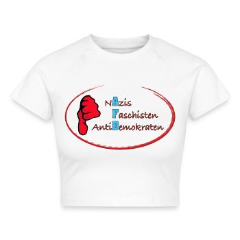 AfD Daumen runter - Cropped Frauen Organic T-Shirt - Weiß - Vorne - AI Model Female 172 dark (172cm)