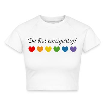 Regenbogenherzchen du bist einzigartig - Cropped Frauen Organic T-Shirt - Weiß - Vorne - AI Model Female 172 dark (172cm)