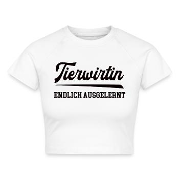 Tierwirtin Endlich Ausgelernt Ausbildung Ende - Cropped Frauen Organic T-Shirt - Weiß - Vorne - AI Model Female 172 dark (172cm)