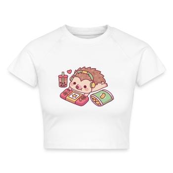 Süßer Igel Relax Gamer Mit Boba Und Snack - Cropped Frauen Organic T-Shirt - Weiß - Vorne - AI Model Female 172 dark (172cm)