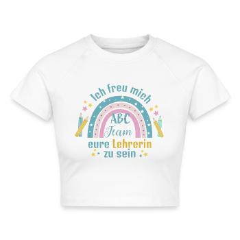 Lehrerin für Grundschule - Cropped Frauen Organic T-Shirt - Weiß - Vorne - AI Model Female 172 dark (172cm)