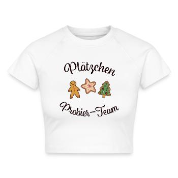 "PLÄTZCHEN - PROBIER - TEAM" Weihnachten backen - Cropped Frauen Organic T-Shirt - Weiß - Vorne - AI Model Female 172 dark (172cm)