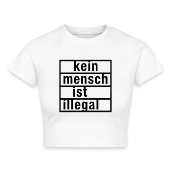 Kein mensch ist illegal - Cropped Frauen Organic T-Shirt - Weiß - Vorne - AI Model Female 172 dark (172cm)