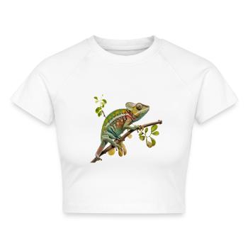 Der Chamäleon-Look - Cropped Frauen Organic T-Shirt - Weiß - Vorne - AI Model Female 172 dark (172cm)