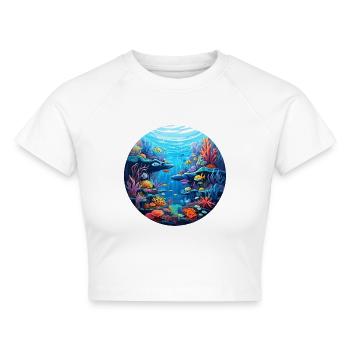 Korallenriff - Cropped Frauen Organic T-Shirt - Weiß - Vorne - AI Model Female 172 dark (172cm)