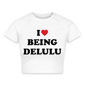 "I love being delulu" // trending designs - Cropped Frauen Organic T-Shirt - Weiß - Vorne - AI Model Female 172 dark (172cm)