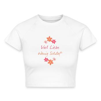 Viel Liebe Mutter - Mutterschaft - Werdende Mutter - Cropped Frauen Organic T-Shirt - Weiß - Vorne - AI Model Female 172 dark (172cm)