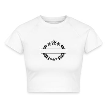 Lorbeerkranz mit Sternen - Cropped Frauen Organic T-Shirt - Weiß - Vorne - AI Model Female 172 dark (172cm)