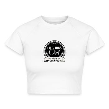 Lieblingsort Norddeich - Cropped Frauen Organic T-Shirt - Weiß - Vorne - AI Model Female 172 dark (172cm)