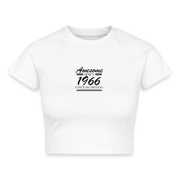 1966 - Jahrgang 1966 - Cropped Frauen Organic T-Shirt - Weiß - Vorne - AI Model Female 172 dark (172cm)