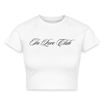In Love Club – Minimal Romantic Streetstyle - Cropped Frauen Organic T-Shirt - Weiß - Vorne - AI Model Female 172 dark (172cm)