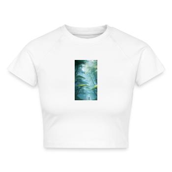 Mystische Waldeuphorie - Cropped Frauen Organic T-Shirt - Weiß - Vorne - AI Model Female 172 dark (172cm)
