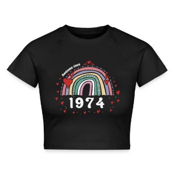 Awesome 1974 - 49. Geburtstag mit süßem Jahrgang - Cropped Frauen Organic T-Shirt - Schwarz - Vorne - AI Model Female 172 light (172cm)