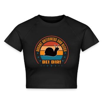 Gleich Bei Dir - Cropped Frauen Organic T-Shirt - Schwarz - Vorne - AI Model Female 172 light (172cm)