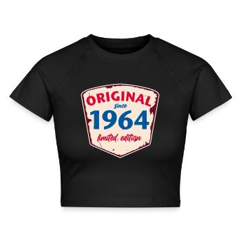 1964 Blechschild - limeted edition - Vintage - Cropped Frauen Organic T-Shirt - Schwarz - Vorne - AI Model Female 172 light (172cm)