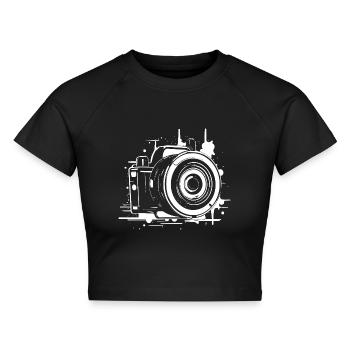 Fotokamera - Cropped Frauen Organic T-Shirt - Schwarz - Vorne - AI Model Female 172 light (172cm)