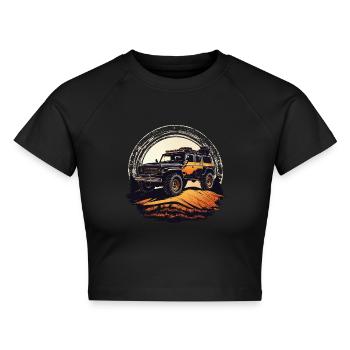 vintage off road vehicle - offgrid - journey - tra - Cropped Frauen Organic T-Shirt - Schwarz - Vorne - AI Model Female 172 light (172cm)