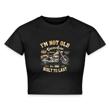 Ich bin nicht alt Dezember Baujahr 1992 - Cropped Frauen Organic T-Shirt - Schwarz - Vorne - AI Model Female 172 light (172cm)