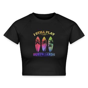 Watersurfer Surfboard Surfing Ich spiele immer - Cropped Frauen Organic T-Shirt - Schwarz - Vorne - AI Model Female 172 light (172cm)