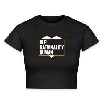 Nationalität Mensch Gegen Rassismus Menschenrechte - Cropped Frauen Organic T-Shirt - Schwarz - Vorne - AI Model Female 172 light (172cm)