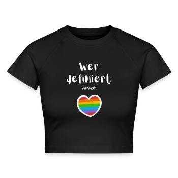 Wer definiert normal? - Cropped Frauen Organic T-Shirt - Schwarz - Vorne - AI Model Female 172 light (172cm)