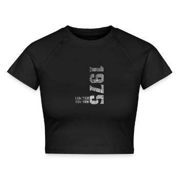 1975 Jahrgang Limited Edition - Cropped Frauen Organic T-Shirt - Schwarz - Vorne - AI Model Female 172 light (172cm)