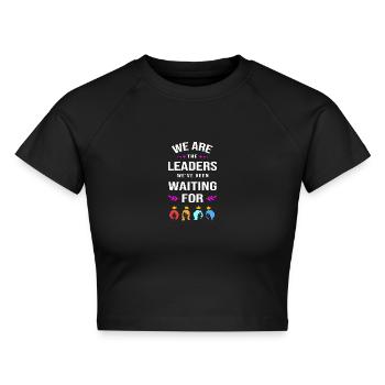 Frauentag Feminismus Feminist Feministin - Cropped Frauen Organic T-Shirt - Schwarz - Vorne - AI Model Female 172 light (172cm)