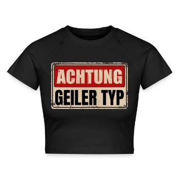 GEILER TYP - Cropped Frauen Organic T-Shirt - Schwarz - Vorne - AI Model Female 172 light (172cm)