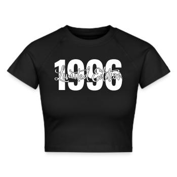 Limited edition 1996 - Frauen Cropped T-Shirt - Schwarz - Vorne - Marisol (170cm)