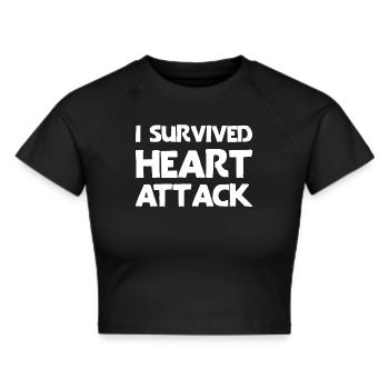 I survived a heart attack - Cropped T-Shirt - black - Front - Marisol (170cm)
