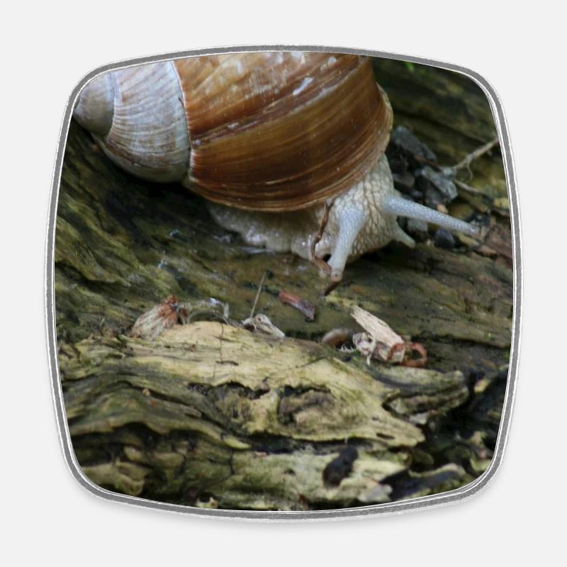 snail - Square fridge magnet - white
