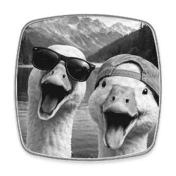 Gänse mit Sonnenbrille am Bergsee - Viereckiger Kühlschrankmagnet - Weiß - Vorne