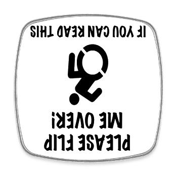 L’utilisateur du fauteuil roulant est à l’envers. Humour # - Magnet carré - blanc - Devant