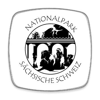 Nationalpark Sächsische Schweiz Bastei Symbol Logo - Viereckiger Kühlschrankmagnet - Weiß - Vorne