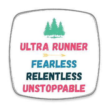 Ultra Runner - Intrépide. Implacable. Imparable. - Magnet carré - blanc - Devant