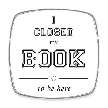 I_closed_my_book - Viereckiger Kühlschrankmagnet - Weiß - Vorne