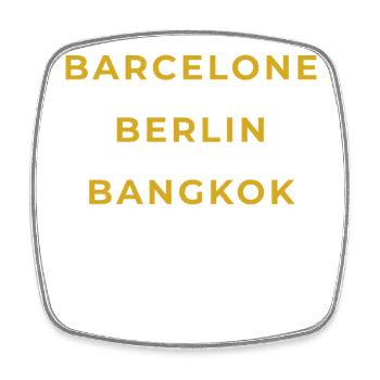 Barjac Lozère - Barcelone - Berlin - Bangkok - Magnet carré - blanc - Devant