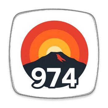 Piton de la Fournaise 974 - Square fridge magnet - white - Front