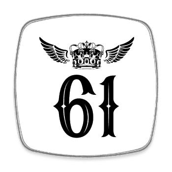 61 Number crown - Square fridge magnet - white - Front