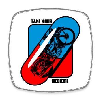 Nehmen Sie Ihre Medizin Pille Oldtimer Motorrad - Viereckiger Kühlschrankmagnet - Weiß - Vorne
